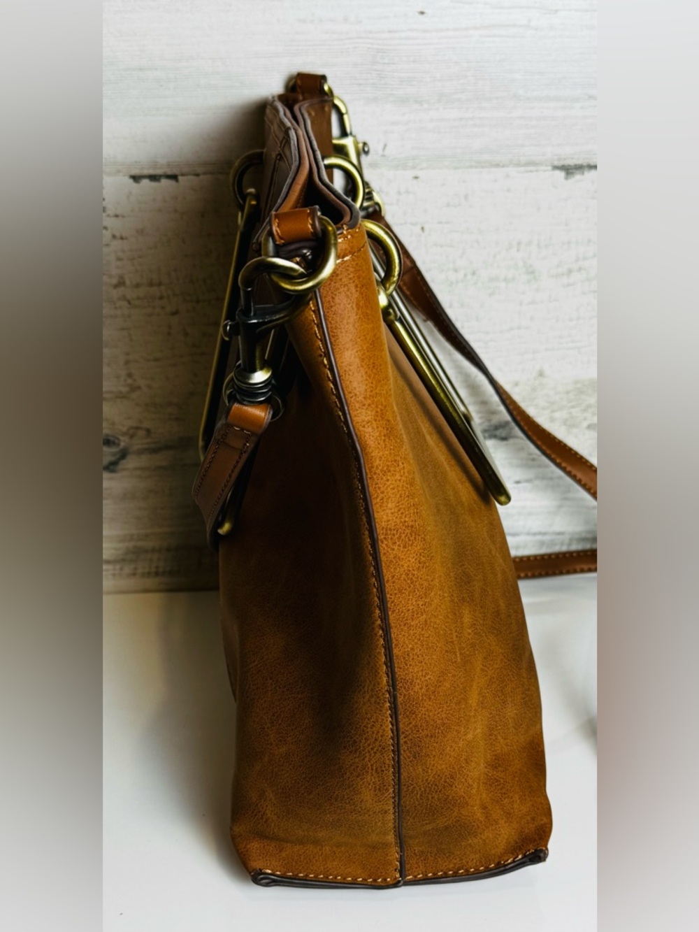 Elle Jae Gypset Brown Faux Leather Tote w/ Gold Bar Handles with Crossbody Strap - Picture 5 of 15